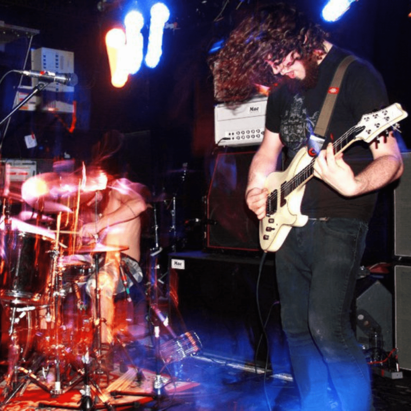 Khuda, autor: Howard Hill