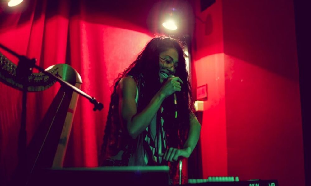 Low Leaf, autorica: Doris Fatur