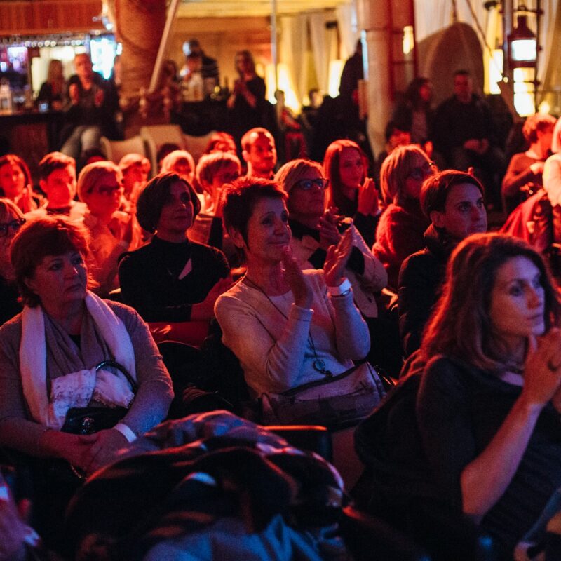 Večer s Cohenom, autorica: Stephany Stefan