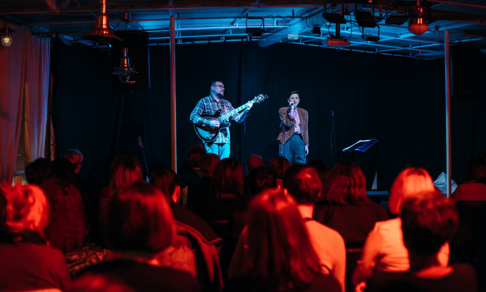 Večer s Cohenom, autorica: Stephany Stefan