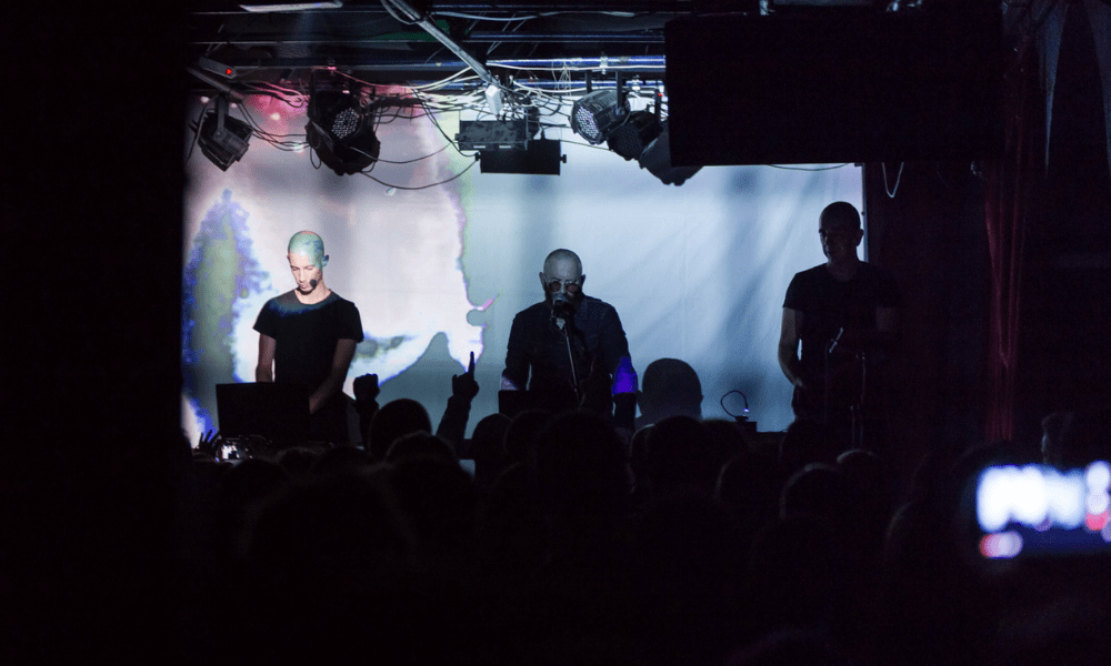 Clock DVA + DAWbreaks, autor: Gregor Bogdanović