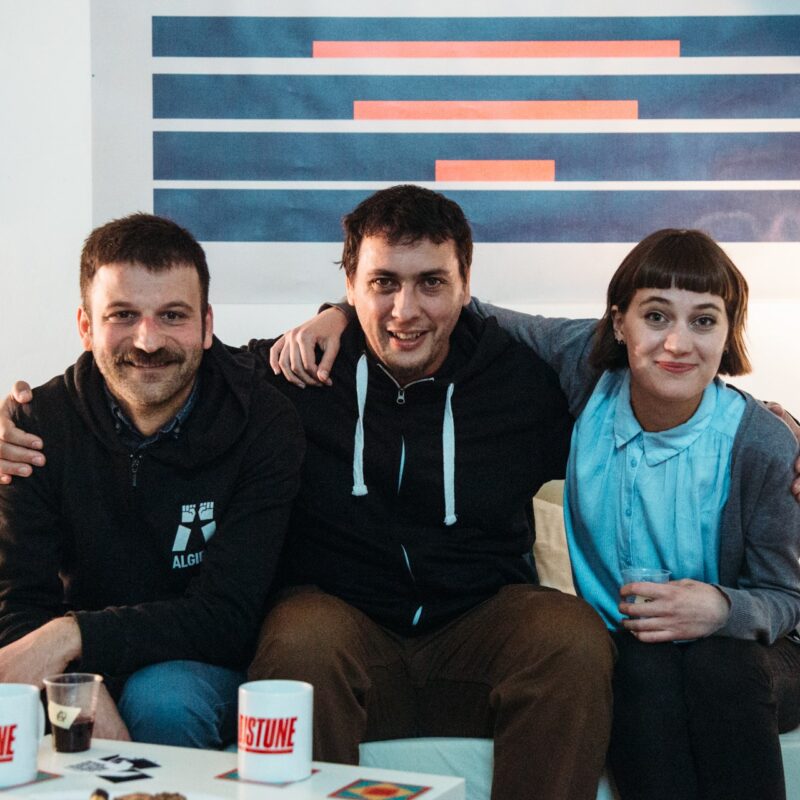 ''Gledanje Muzike'', autorica: Stephany Stefan