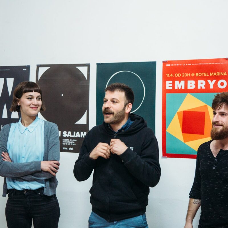 ''Gledanje Muzike'', autorica: Stephany Stefan