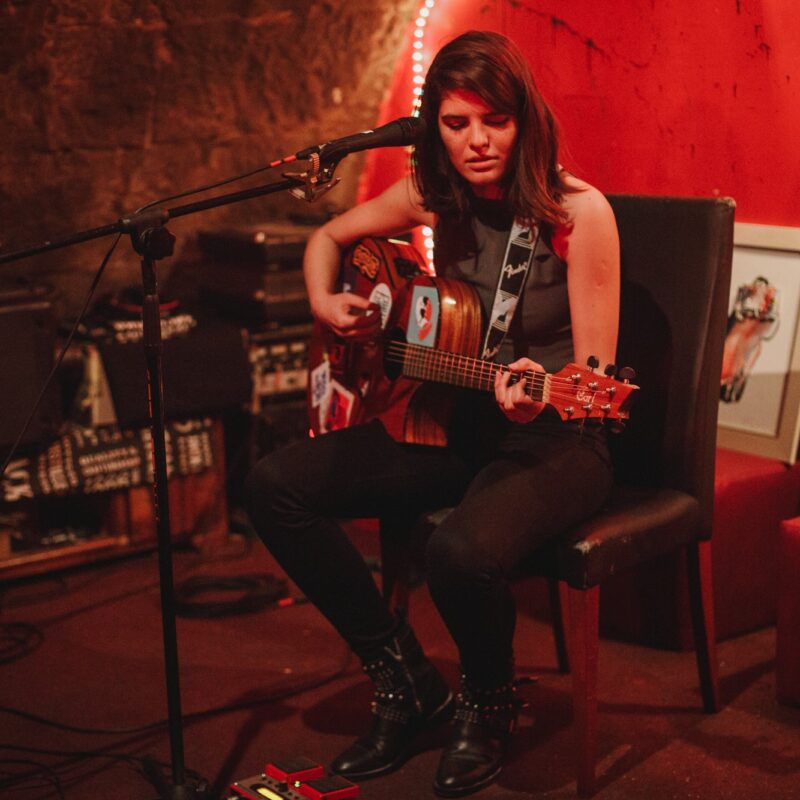 Lovely Quinces, autorica: Stephany Stefan