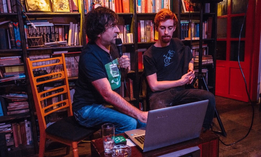 Vibrabox, autorica: Stephany Stefan