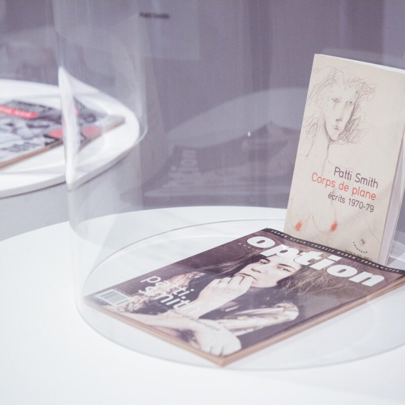 ”Prijatelji, rockeri, umjetnici”, autorica: Stephany Stefan