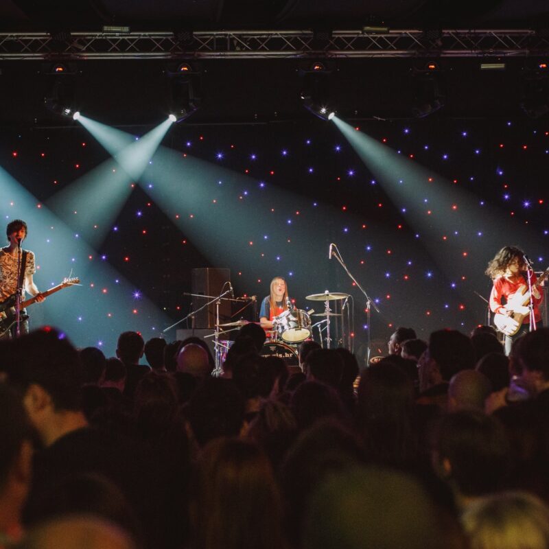 Repetitor + Punčke, autorica: Stephany Stefan