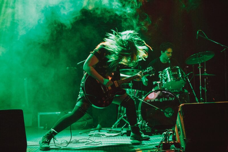 Repetitor + Punčke, autorica: Stephany Stefan