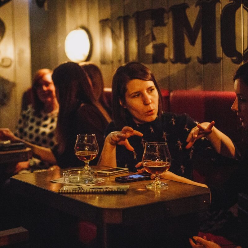 Trigon party, autorica: Stephany Stefan