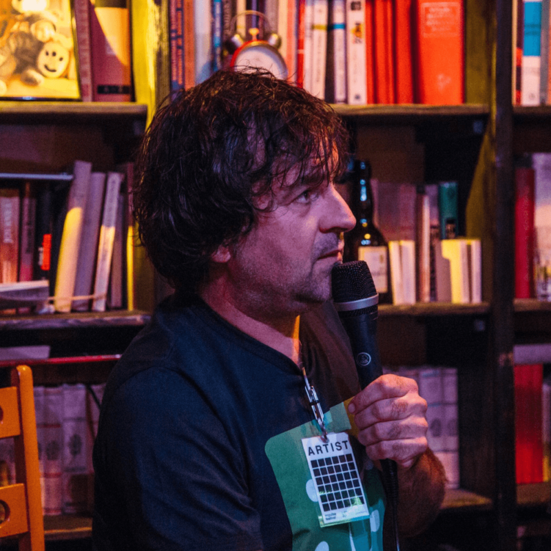 ”Ima li vibre mimo etera?”, autorica: Stephany Stefan