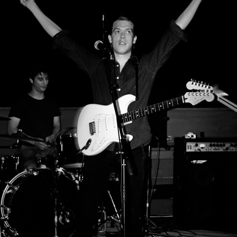 Quasarr + Morso + S3ngs + Big Strip Gorila + Moskva + Orvel + Embassy 516 + Valetudo + Feredon + Yaye + NLV + Dinamit duo, autorica: Kristina Barišić