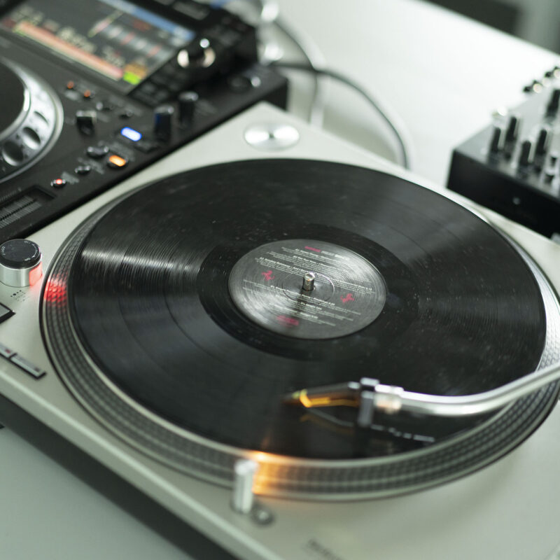 Radionica: Mile i njegov DJ pu(l)t, autorica: Kristina Barišić