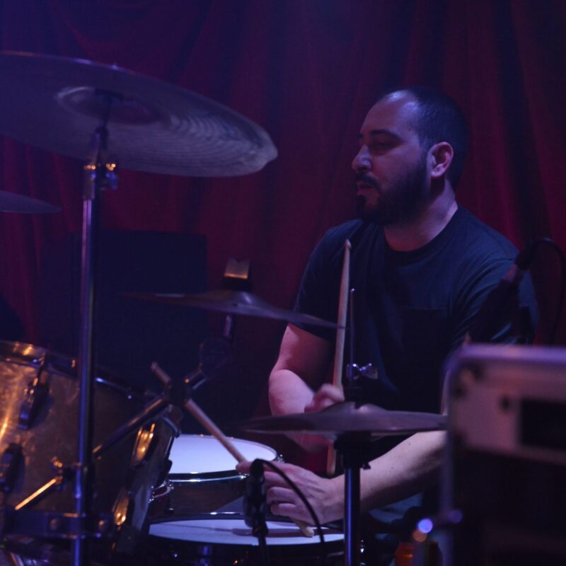 Pomelo Chess Society + Peach Pit, autor: Vigo Mavrović