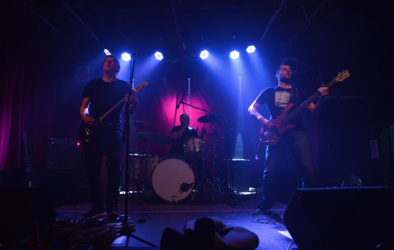 Pomelo Chess Society + Peach Pit, autor: Vigo Mavrović