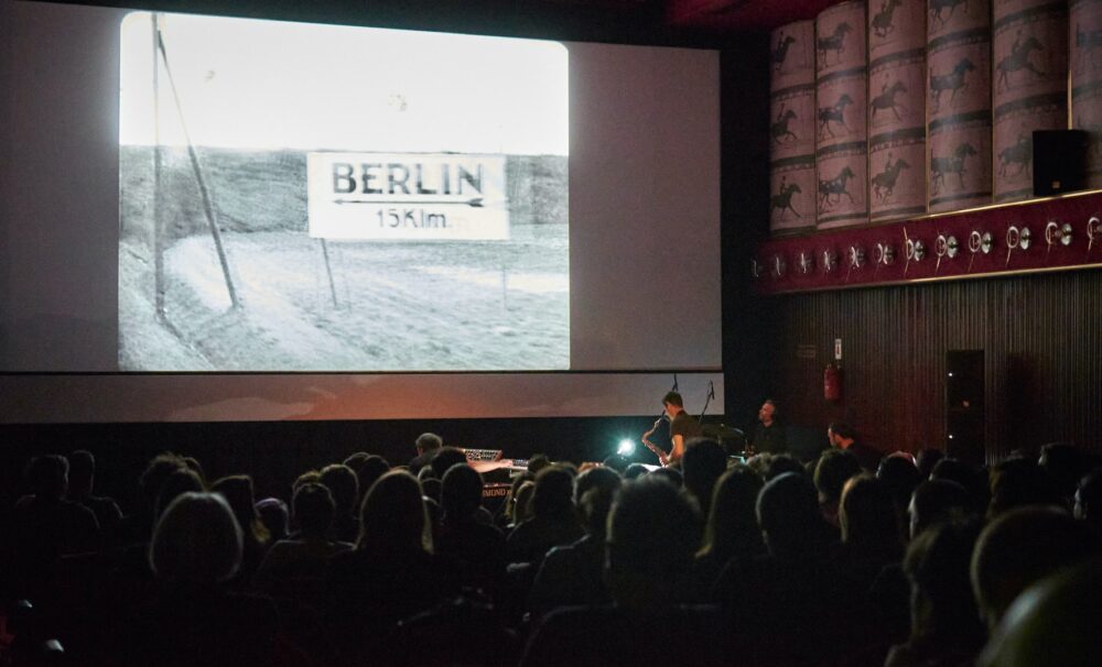 Chui svira Berlin, autorica: Matea Štedul