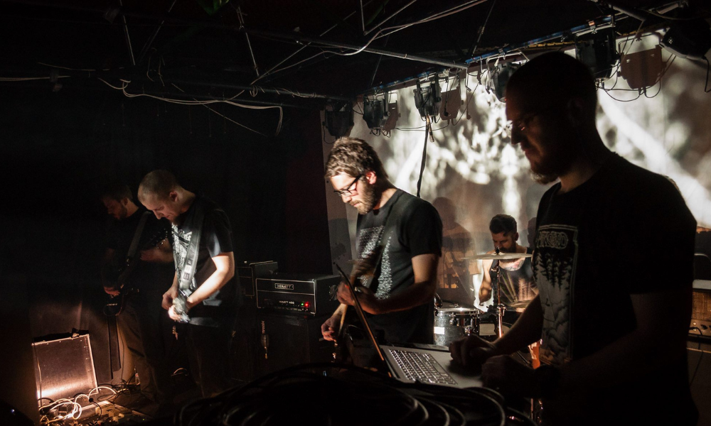 Asheraah + The White Mega Giant + Emphasis, autor: Erik Paladin