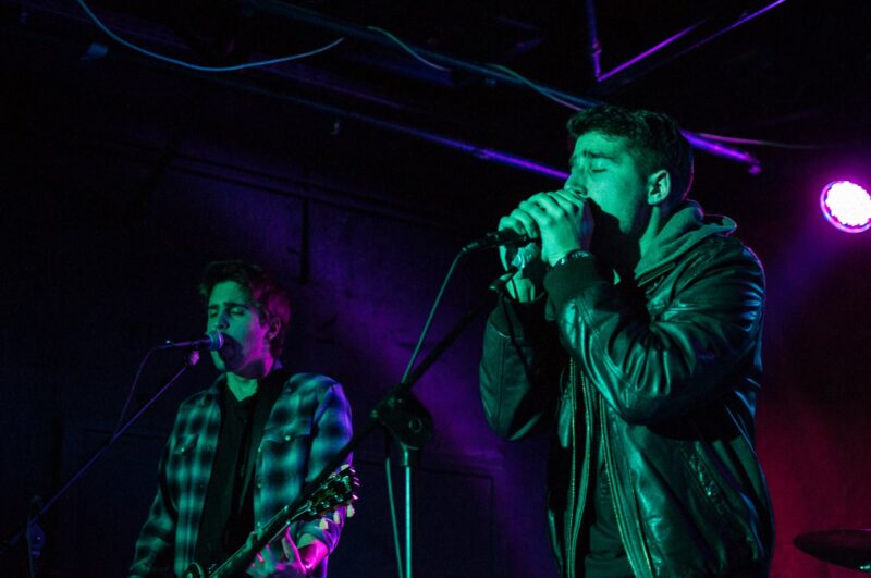 Elm Street Escape + Sillycons, autor: Erik Paladin