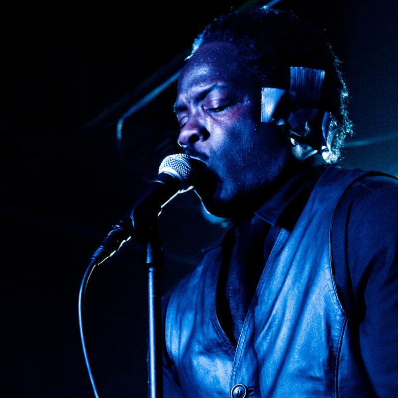 L’enfance Rouge + Eugene S. Robinson + [mandelbrot set], autor: Željko Stipaničev