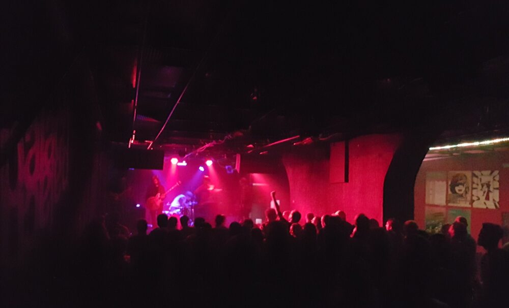 Magic Shoppe, Fanaa, autor: Rijeka Izlasci