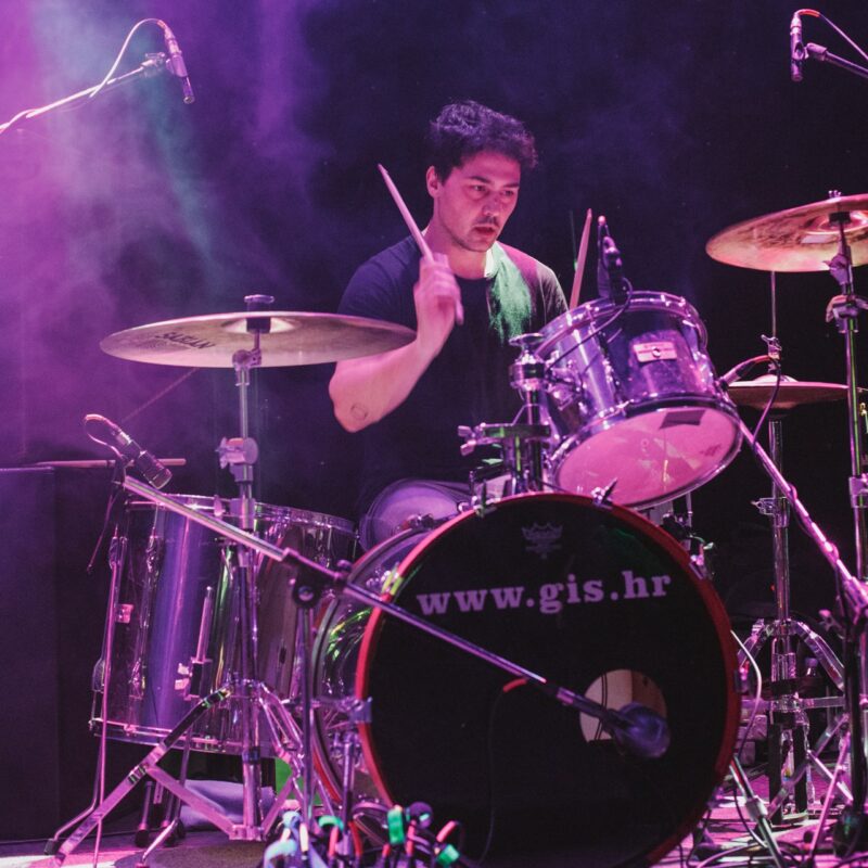 Repetitor + Punčke, autorica: Stephany Stefan