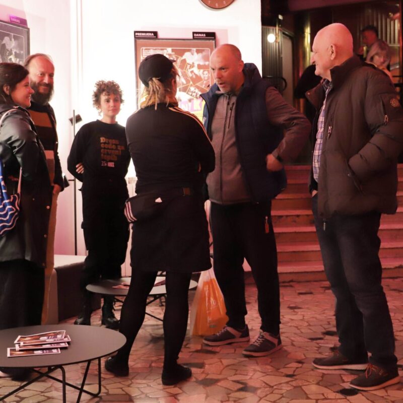 Sav taj pank, autorica: Klara Dujmović