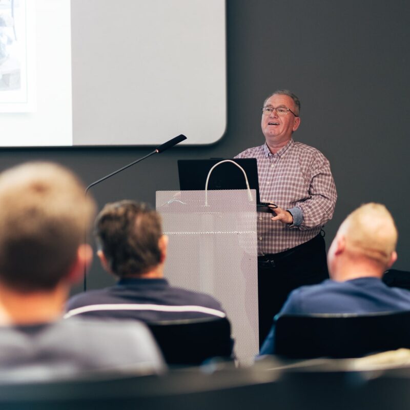 Matija i Lu Dedić + Adam Semijalac i Fige + Balkan Zoo & Nina Ćorić + predavanje,autor: Borut Brozović