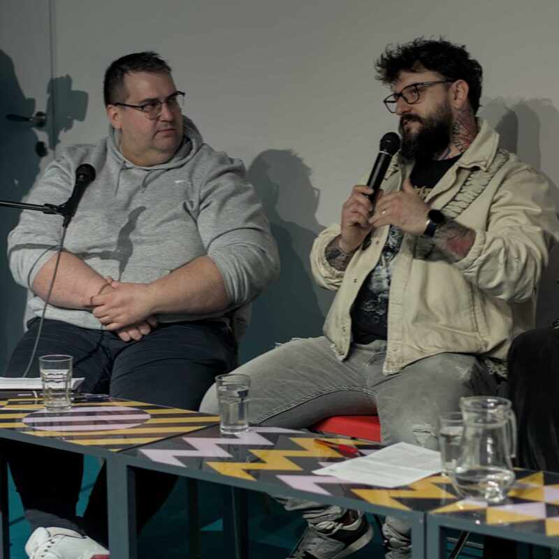 Od sumraka do zore, autorica: Ariana Krišković