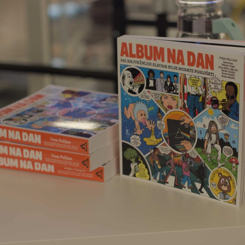 Album na dan, autorica: Ariana Krišković