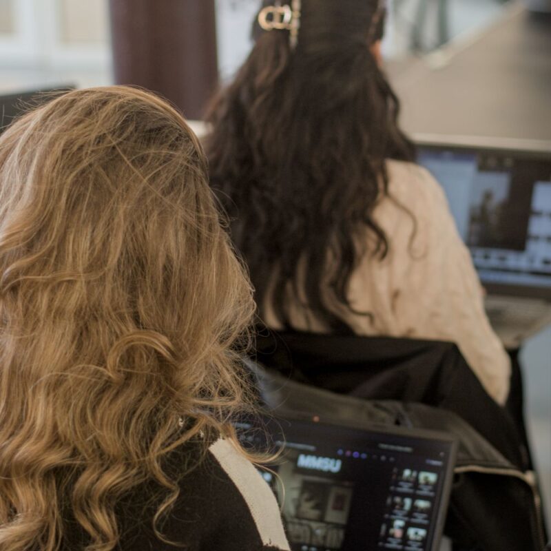 Let's talk about music, autorice: Anja Matić i Ariana Krišković