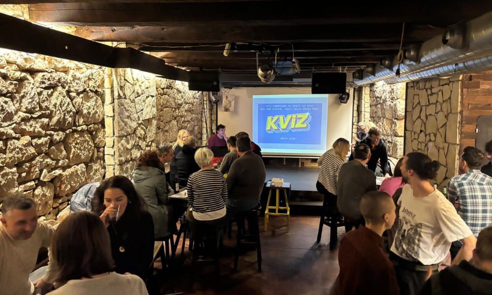 18. rođendan Peek&Poke : kviz, Iv/An, Neon Lies, autor: Željko Pendić