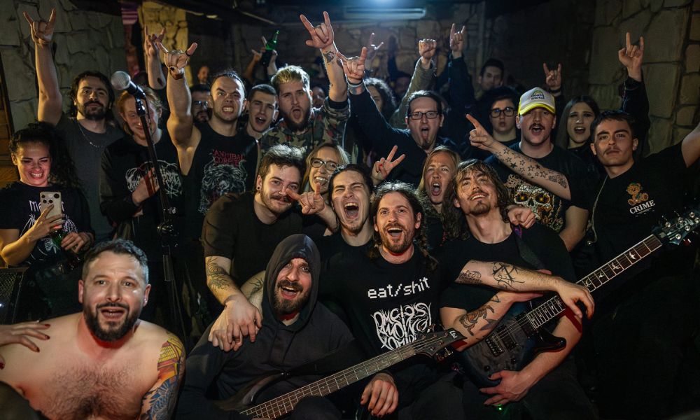 Mamut, Klapan, Homeless Among Tombs, autor: Filip Kovačević